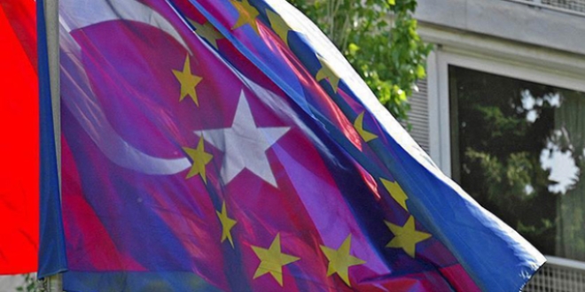 AB Komisyonu'ndan vize serbestisi için 7 kriter