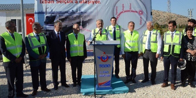 Bakan Arslan'dan 'İZBAN' açıklaması