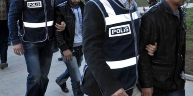 Tunceli'de gzaltna alnan biri aratrma grevlisi 3 kii, tutukland