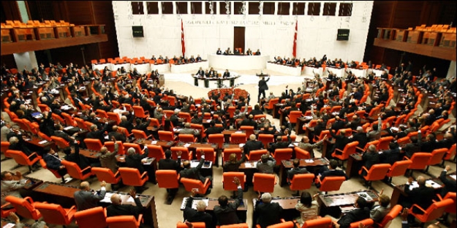 'Meclisin en b�y�k g�ndemi 15 Temmuz olacak'