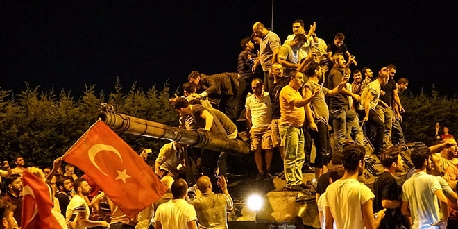 FETÖ'yü çözülme korkusu sardı