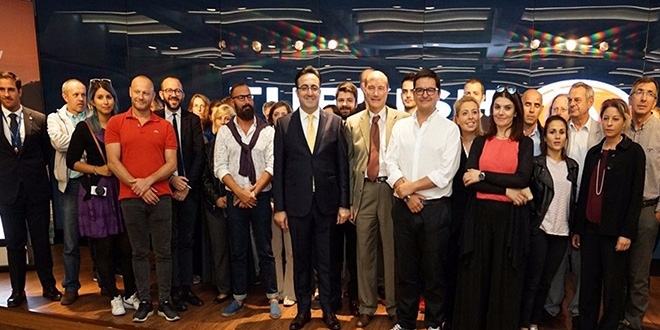 THY 15 Temmuz'u anlattı yabancı yanlıştan döndü