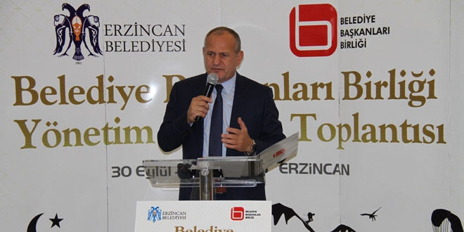 Başkan Keleş: Belediye başkanları biraz gariptir