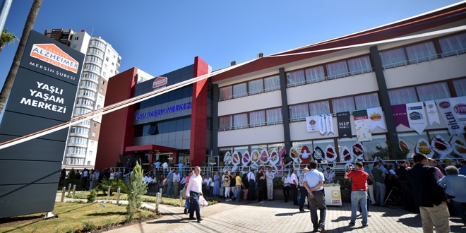 'T�rkiye'de 600 bin alzheimer hastas� var'