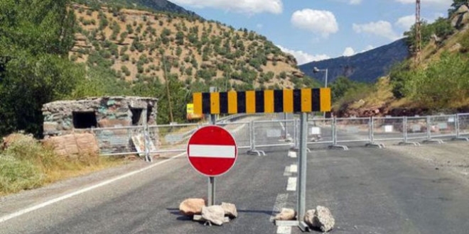 Tunceli'de teröristlerin gasbettiği araç bulundu