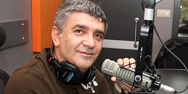 Ünlü radyo programcısına bıçaklı saldırı