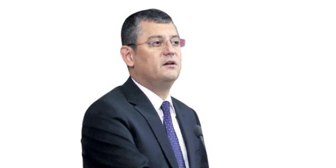 CHP'li Özel, Ak Parti'yi siyasi kurnazlıkla suçladı