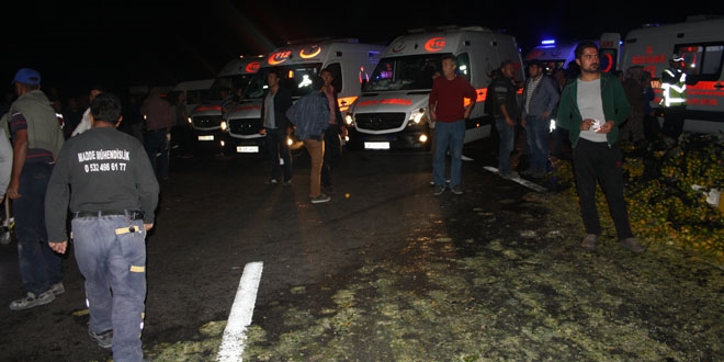 Ankara'da trafik kazas: 1'i ar 24 yaral
