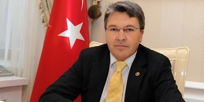 Bakan istedi, İlbank Yönetim Kurulu Başkanı, istifa etti