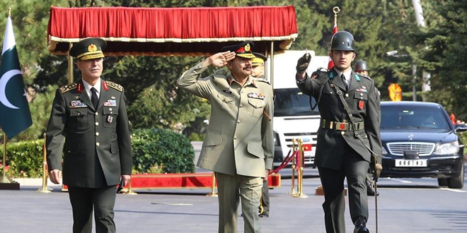 Orgeneral Akar, Pakistanlı mevkidaşını törenle karşıladı