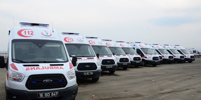 Edirne'den Suriye'ye 24 ambulans deste�i