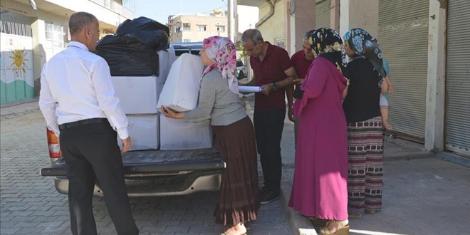Görevlendirme yapılan ilçe belediyesinden bin aileye yardım