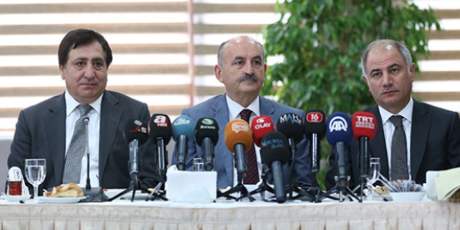 M�ezzino�lu: �lkemiz, milletimiz, bir felaketten kurtuldu