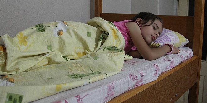 'Uyku terörü sırasında çocuğunuzu uyandırmayın'