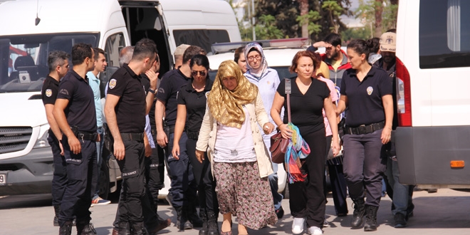 Antalya'da gzaltna alnan 61 pheli adliyeye sevk edildi