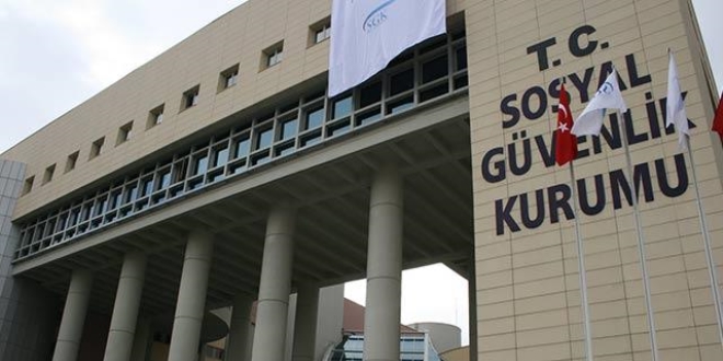 SGK'dan �ehit, harp ve vazife malullerinin �ocuklar�na yard�m