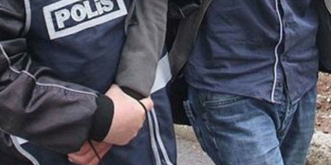 ByLock kullanan 21 öğretmen tutuklandı