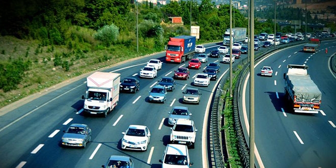 Trafiğe kayıtlı araç sayısı arttı