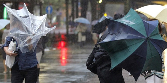 Meteoroloji'den Marmara'n�n g�neyi i�in r�zgar uyar�s�