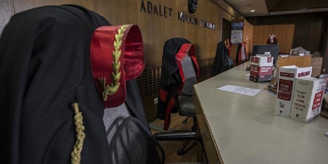 109 askeri hakim TSK'dan ihraç edildi
