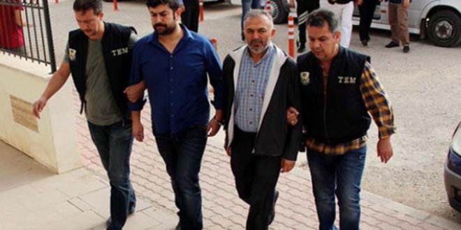 'Kırmızı liste'deki öğretmenlere operasyon: 58 gözaltı