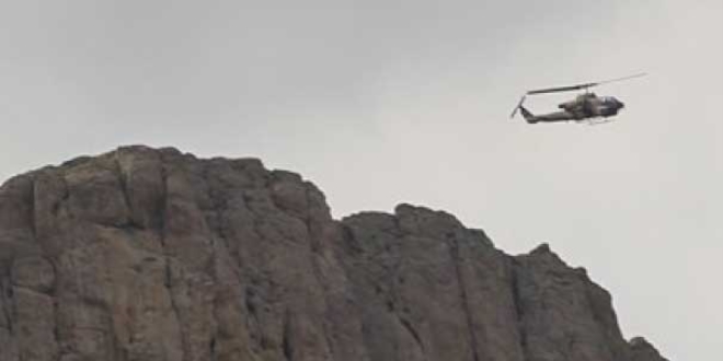 Bomba yüklü 3 araç, helikopterle imha edildi
