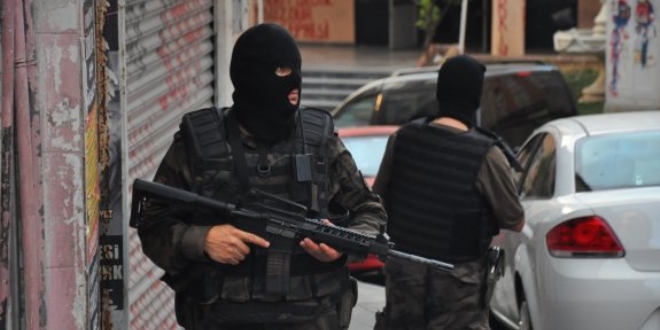 PKK'ya ynelik operasyonda 3 kii gzaltna alnd