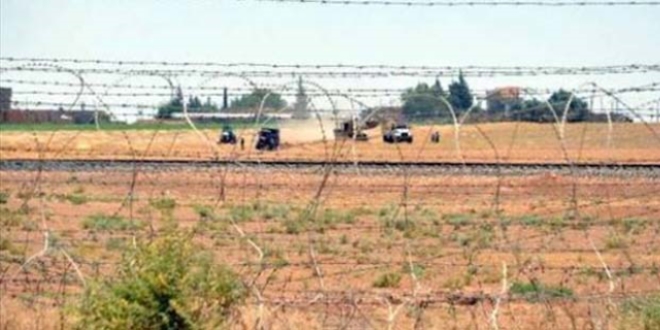 Hatay sınırında 15 makineli silah ele geçirildi