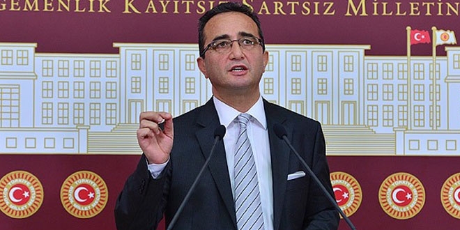 Tezcan: Gelin darbenin siyasi ayağını ortaya çıkaralım