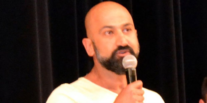 'Ben T�rk askeriyim, siz kimin askerisiniz'