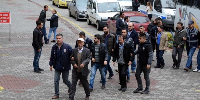 Zonguldak'ta FET'den 11 kamu grevlisi tutukland