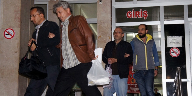 Malatya'da gzaltna alnan 3 kamu grevlisi tutukland