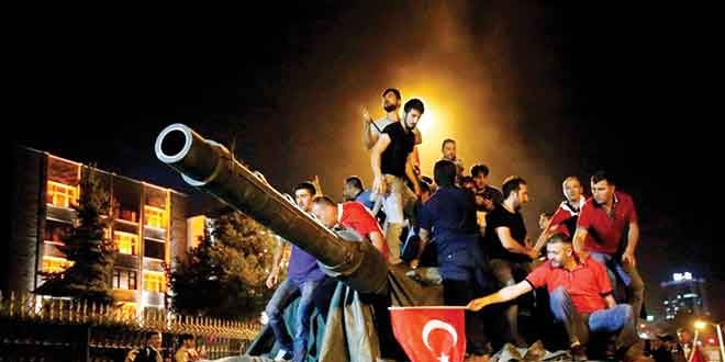 Kamuda FETÖ temizliği devam edecek