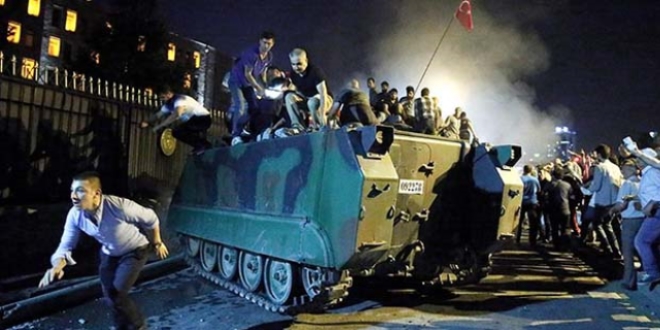 Darbe mağduru 881 vatandaşa tazminat