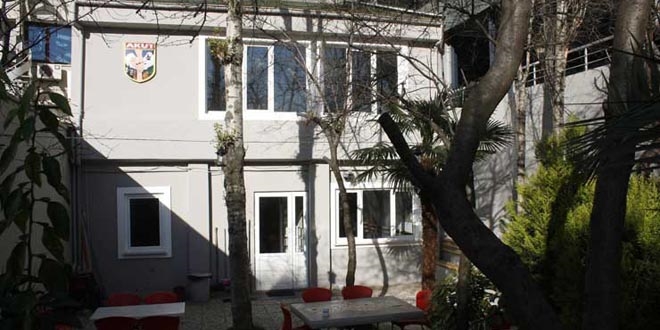 Valilik'ten AKUT'a 'Binanızı boşaltın' tebligatı