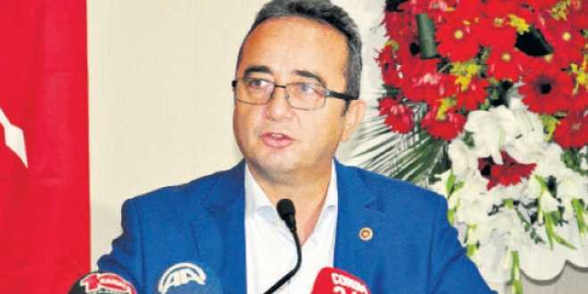 Bakan sistemdeki tıkanıklığı biliyor