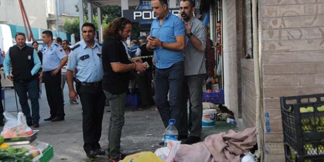 Pazarcılık yapan dayısını pompalı tüfekle öldürdü