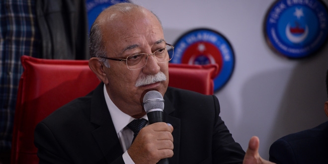 'Memurlar sendikacılık konusunda samimi bir karar vermeli'