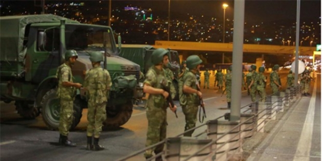 'FET� bir�ok darbe plan�nda etkin rol oynad�'