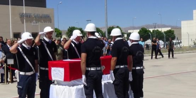Bingöl'de şehit olan polisler için tören düzenlendi