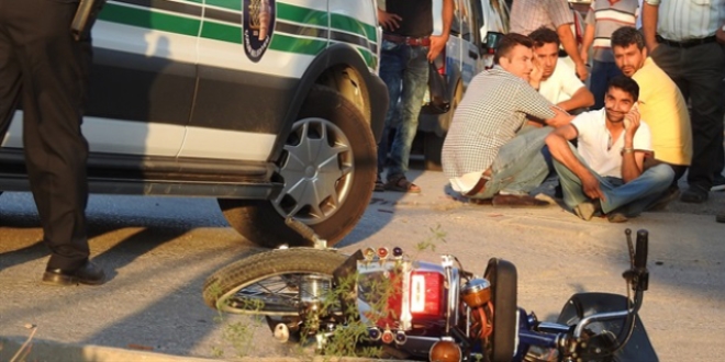 Çorum'da motosiklet ile kamyon çarpıştı: 2 ölü