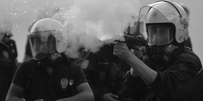 Yüzüne gaz fişeği isabet eden kadına 25 bin lira