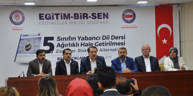 EBS: Yabancı dilde ders saatini artırmak çözüm değil