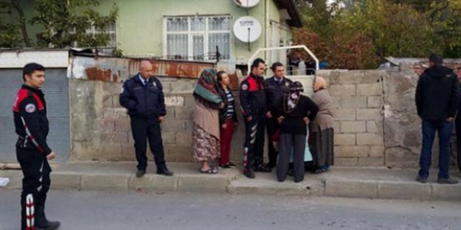 Cezaevi firarisi, eşini öldürdü