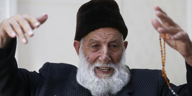 As�rl�k nine ve dedeler 'Cumhuriyet'i anlatt�