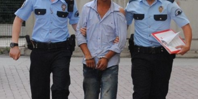CHP'li Tezcan'ı yaraladığı iddia edilen şahıs yakalandı