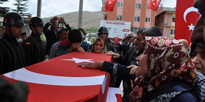 Şehit Piyade Onbaşı son yolculuğuna uğurlandı