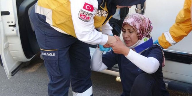 Kaza yapan hemşiren gözyaşlarını tutamadı