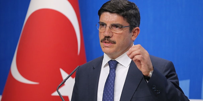 Aktay: K�rt meselesinin sahibi AK Parti'dir