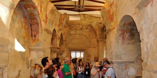 Turizm geliri üçüncü çeyrekte yüzde 32,7 azaldı